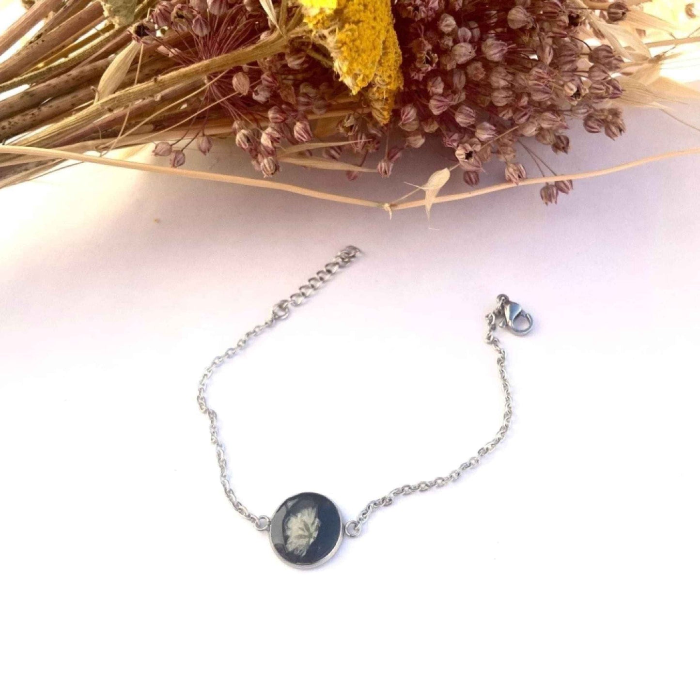 Bracelet Bonheur noir : Fleur de Gypsophile