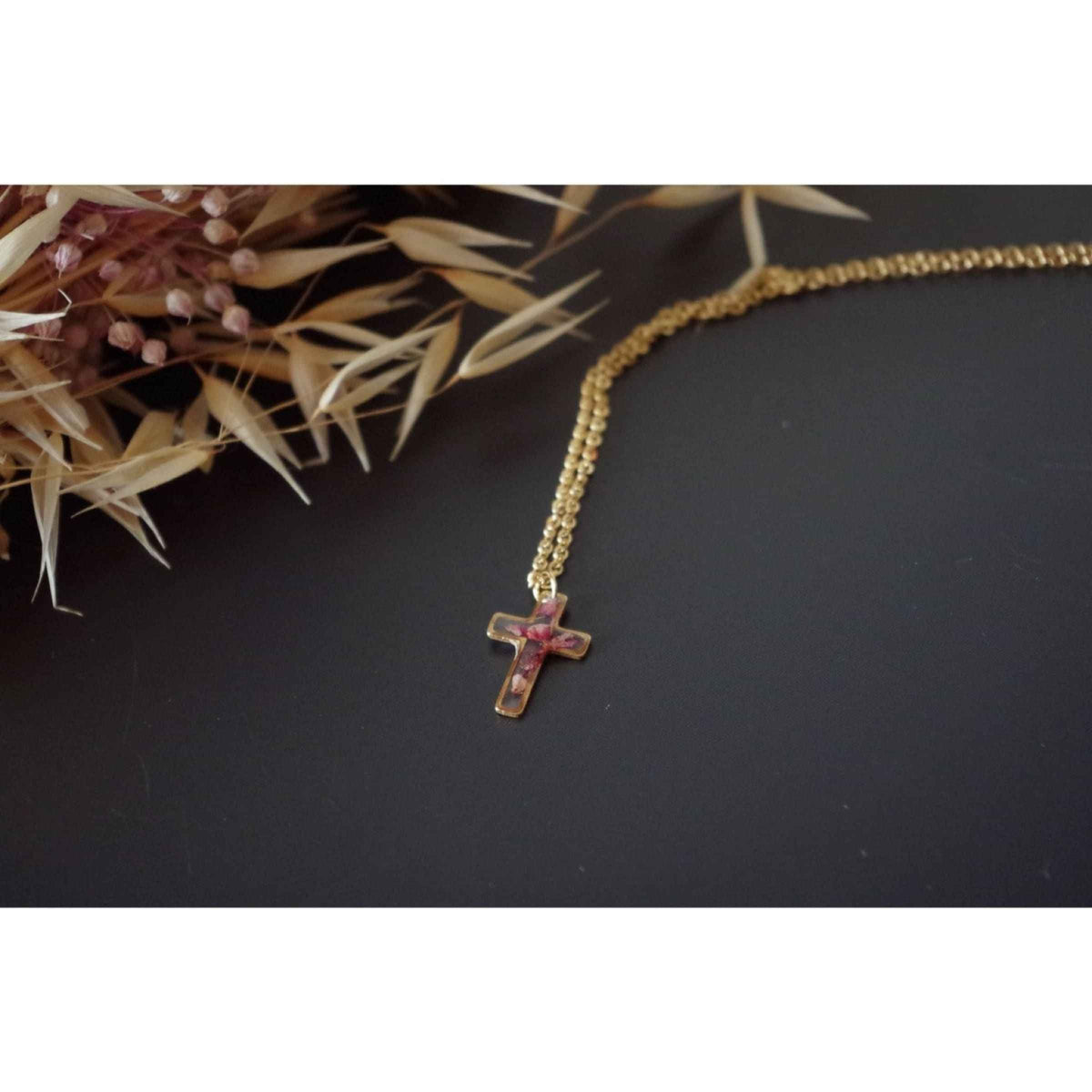 Collier Croix de Bruyère - Raffinement Floral