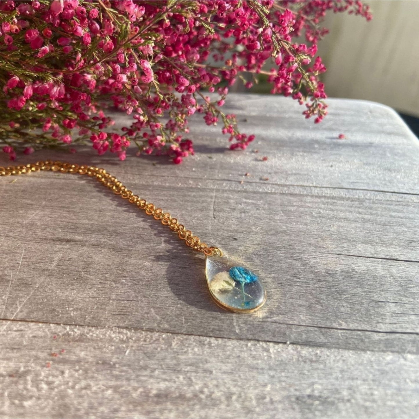 Collier goutte ALEGRO bleu et blanc orColliersLorred
