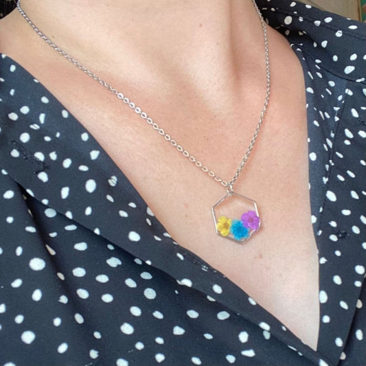 Collier HEXA au fleurs de spiréeColliersLorred