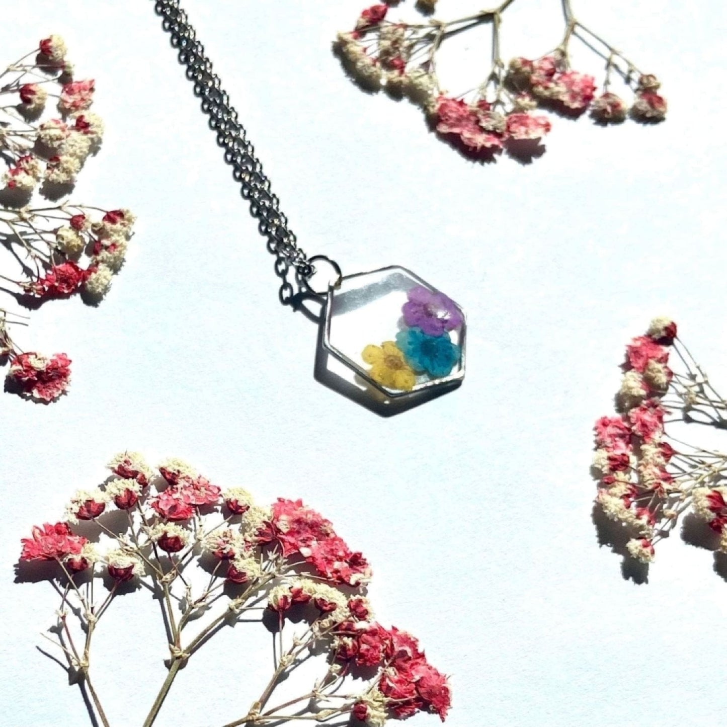 Collier HEXA au fleurs de spiréeColliersLorred