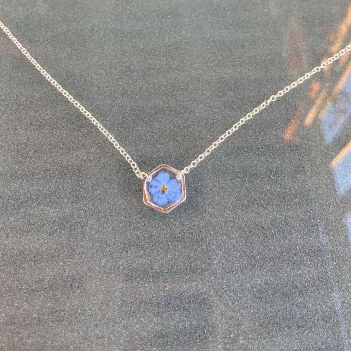 Collier Fleur de Myosotis