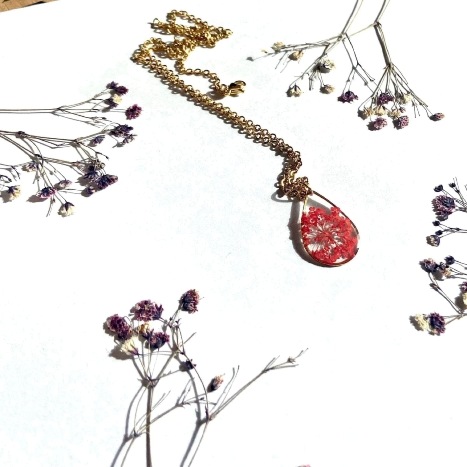 Collier goutte de DRA rouge orColliersLorred