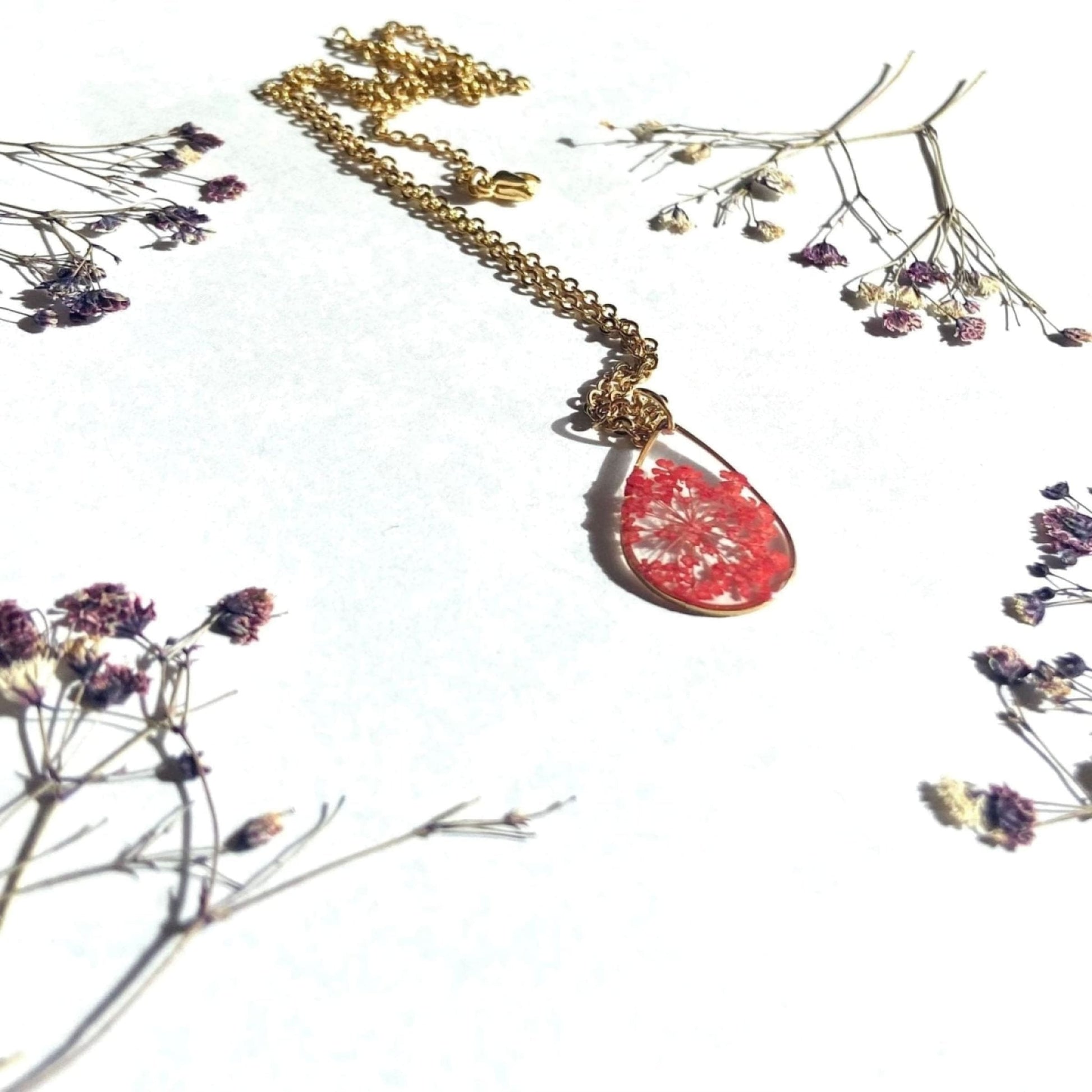 Collier goutte de DRA rouge orColliersLorred