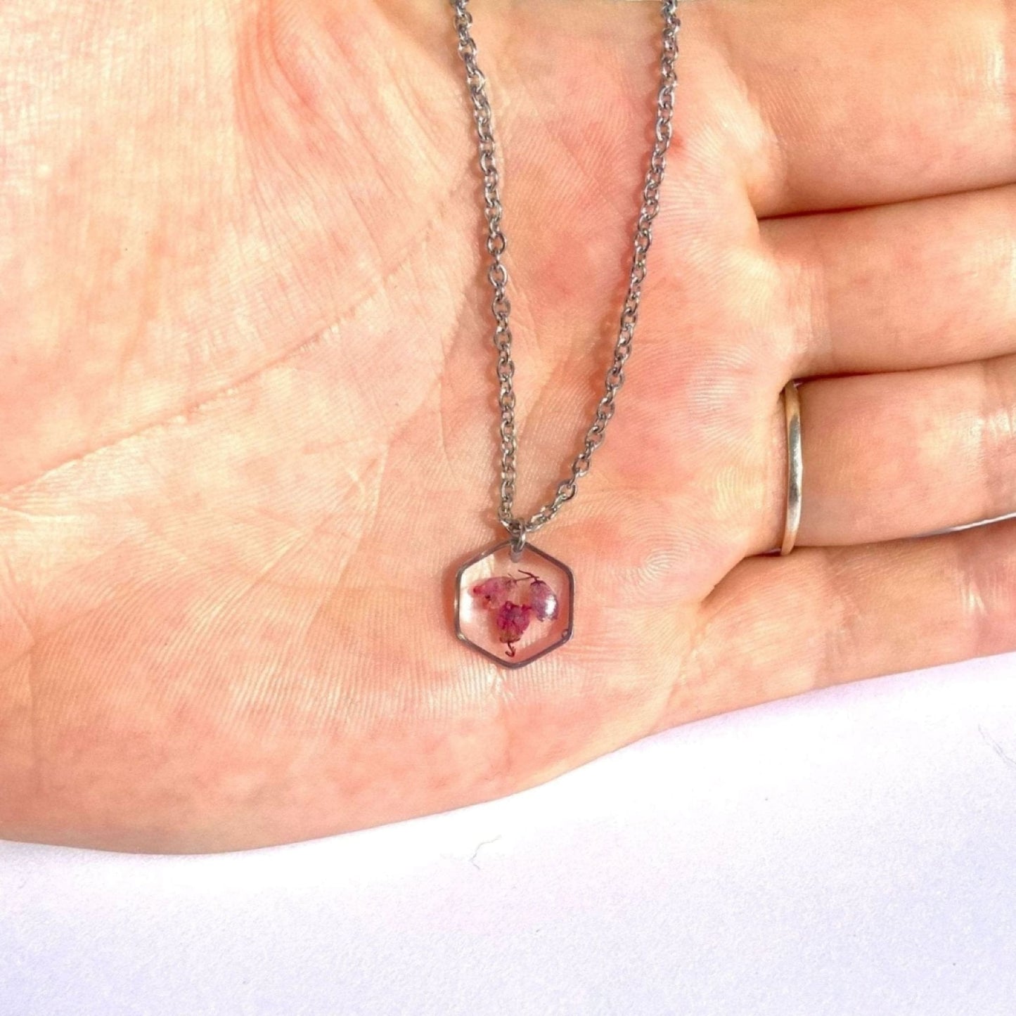 Collier LÉA inclusion de la bruyère roseColliersLorred