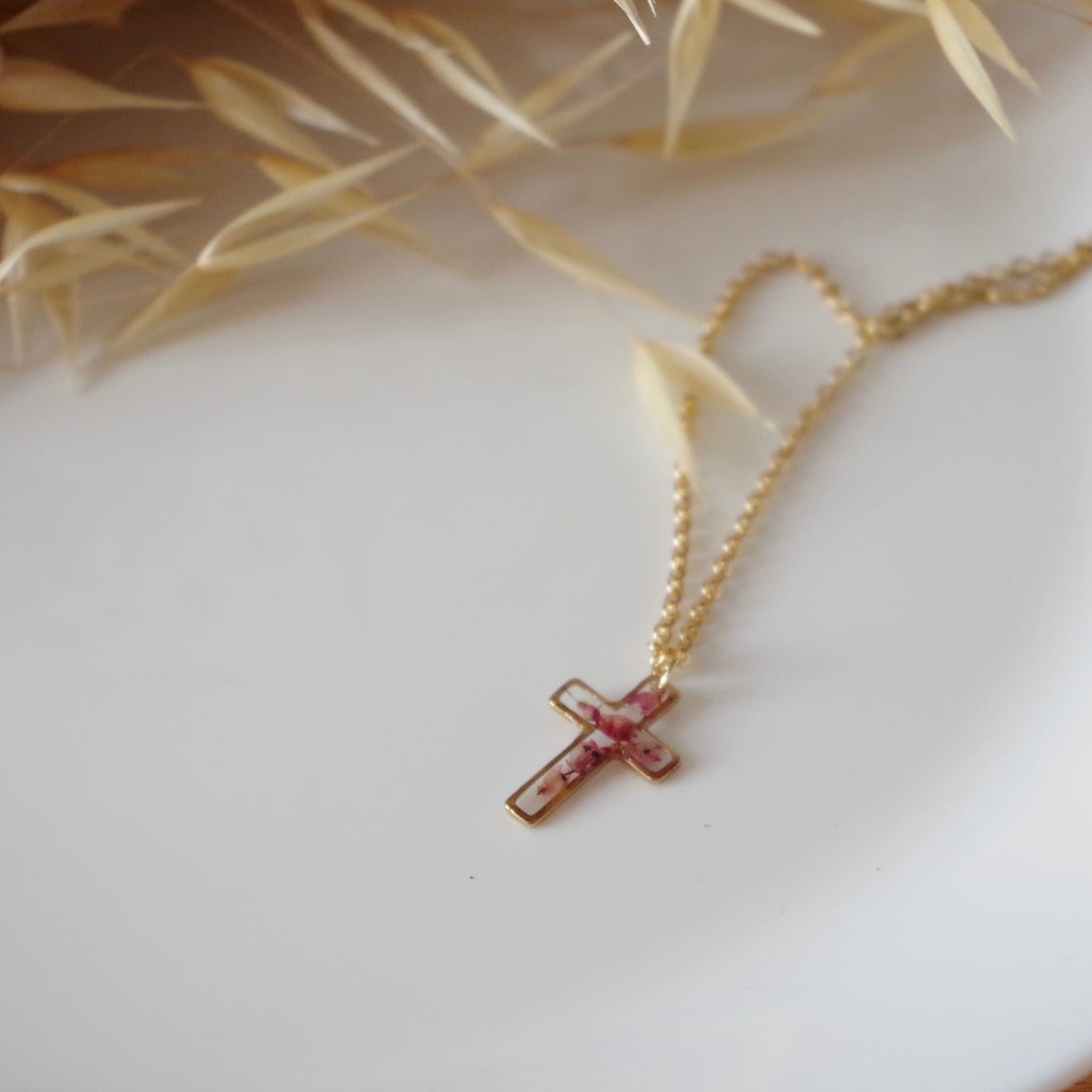 Petite croix de bruyère collier or - Lorred