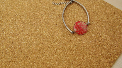 Magnus bracelet silver bangle inclusion red DRA flower