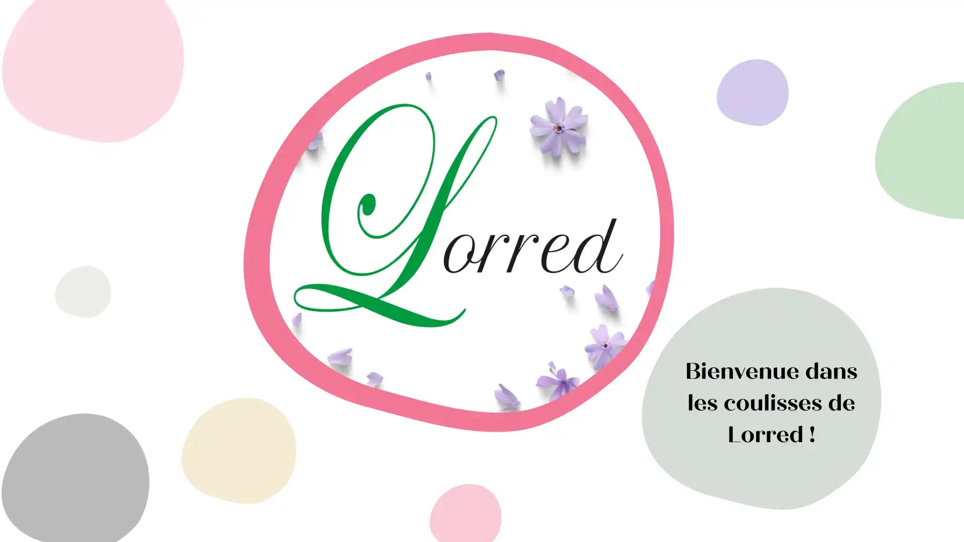 Charger la vidéo : Bienvenue dans les coulisses de  Lorred ! Nous sommes un couple d’artisans passionnés, animés d&#39;une quête pour offrir des trésors naturels de qualité. Chaque création commence par une idée qui se transforme en esquisse, puis en un produit fini conçu avec soin et précision. Rien n&#39;est laissé au hasard, chaque matériau minutieusement sélectionné, chaque détail peaufiné pour une finition exquise. Notre processus, guidé par notre désir de vous offrir le meilleur, est empreint de magie et de passion. Nous espérons que vous prendrez autant de plaisir à porter nos bijoux que nous en avons eu à les créer! Bienvenue dans notre monde enchanté!