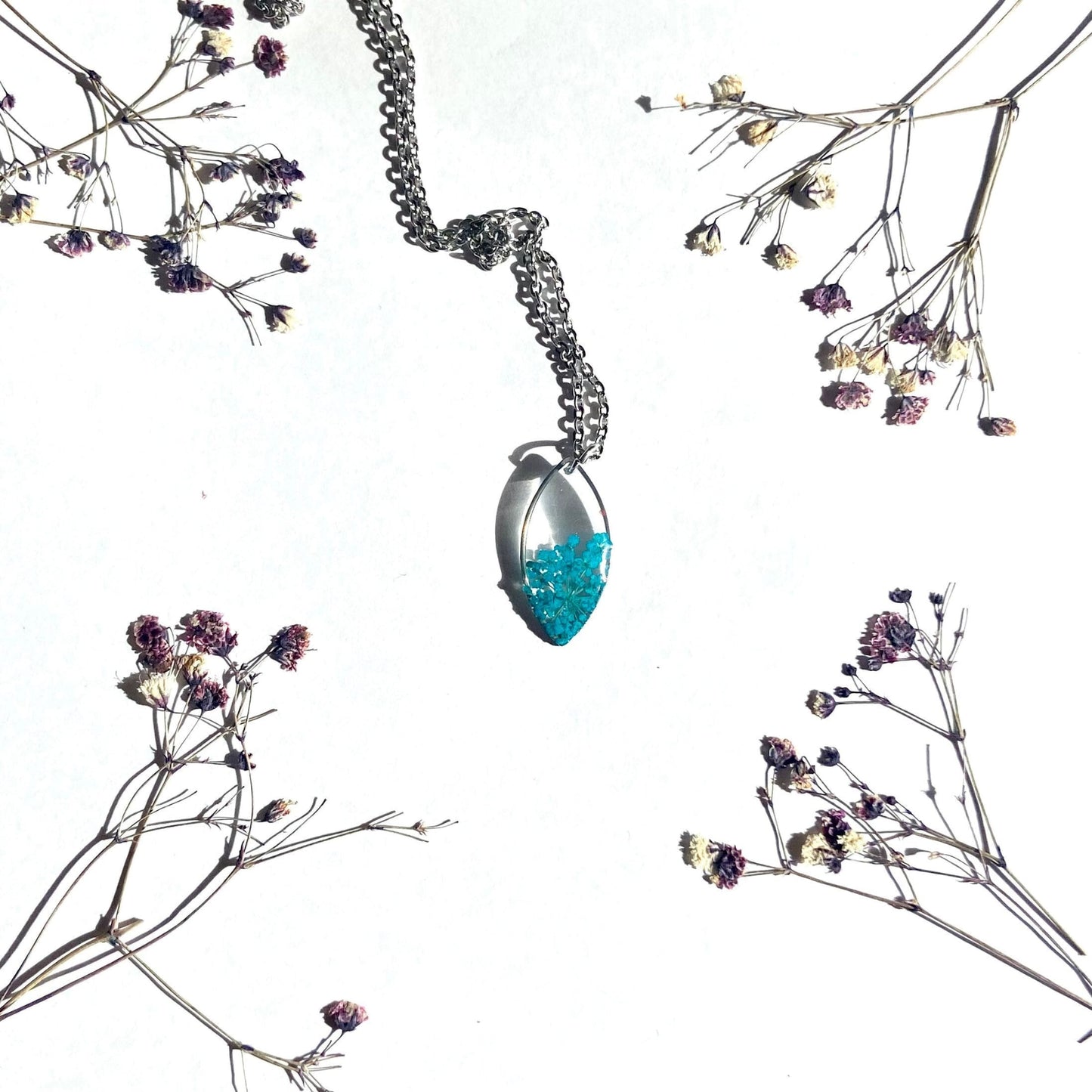 Collier de gypsophile violet séchée cadeau de Noël pour elle bijoux en fleur naturelle - Lorred