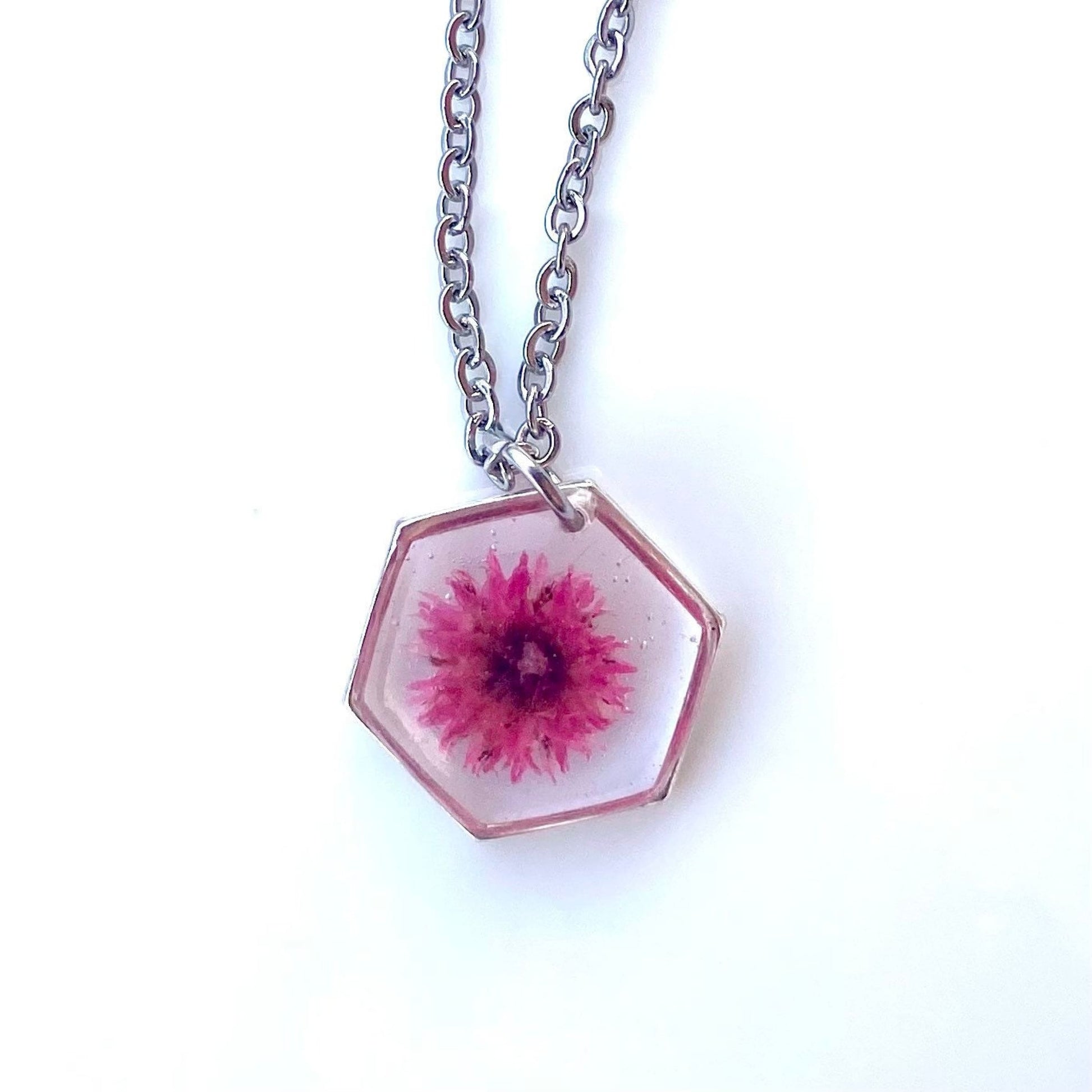 Collier hexagone inclusion de glixia rose cadeau d'anniversaire pour elle avec des fleurs séchée - Lorred
